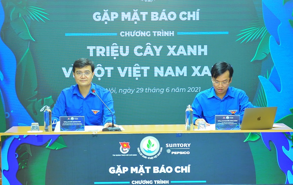 Góp sức trẻ thực hiện chương trình 